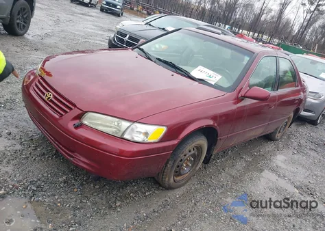 1999 Toyota Camry Le из США, поврежденный, VIN 4T1BG22K8XU599341
